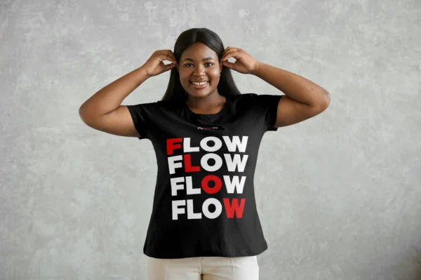 smiling-black-lady-wearing-black-flow-tshirt